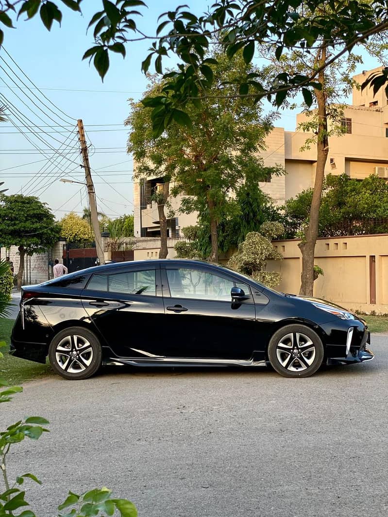 Toyota Prius A Premium Selection 2020 5