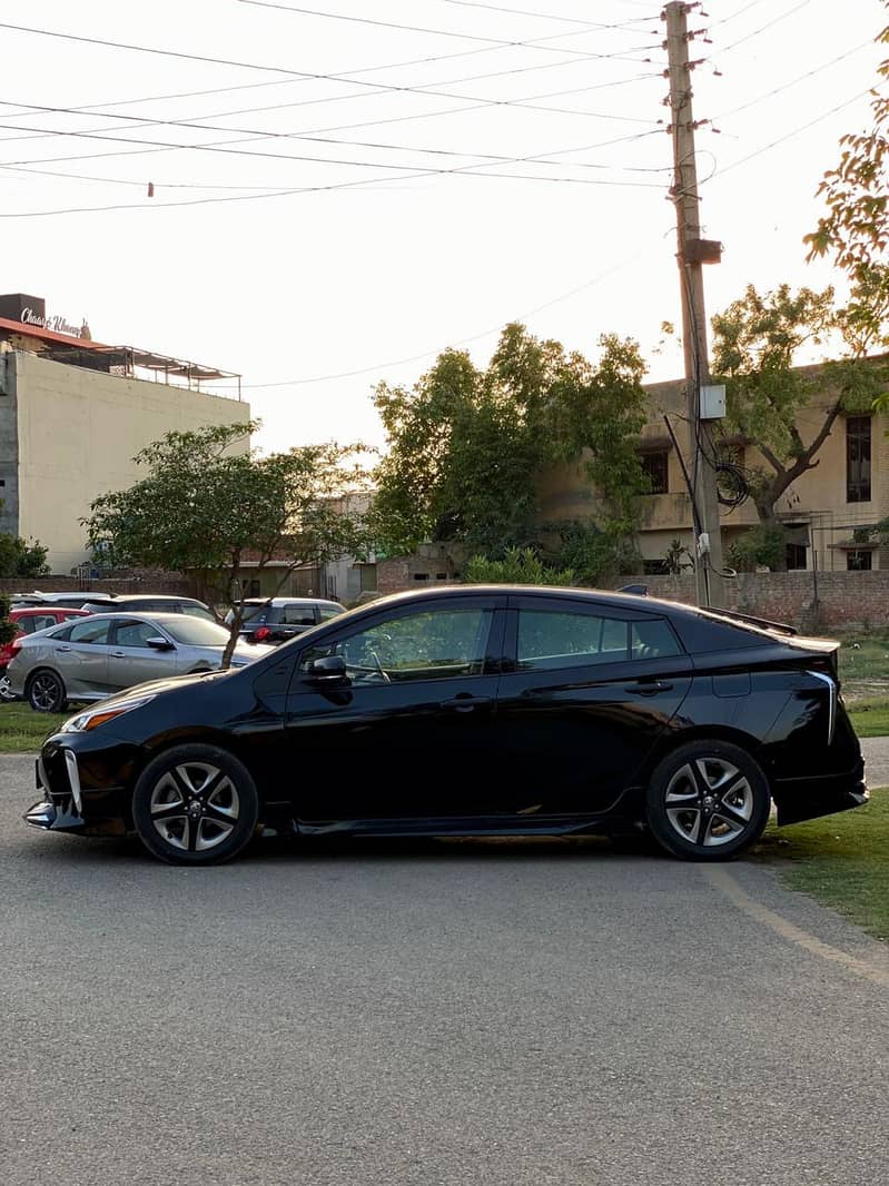 Toyota Prius A Premium Selection 2020 7