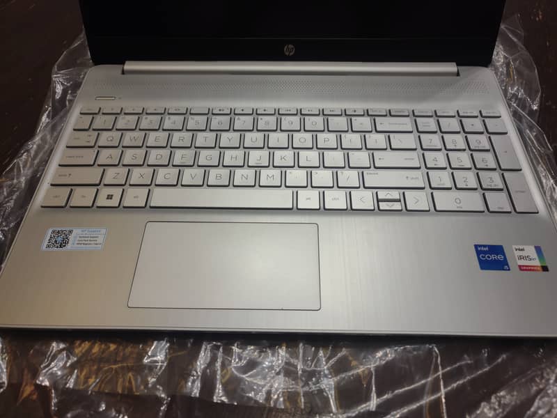 HP Laptop 15s-fq  Core i5 (12th Generation) 10 Core 5