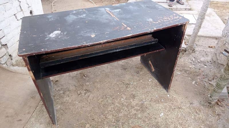 Best Table for sale 349,10173,44 2