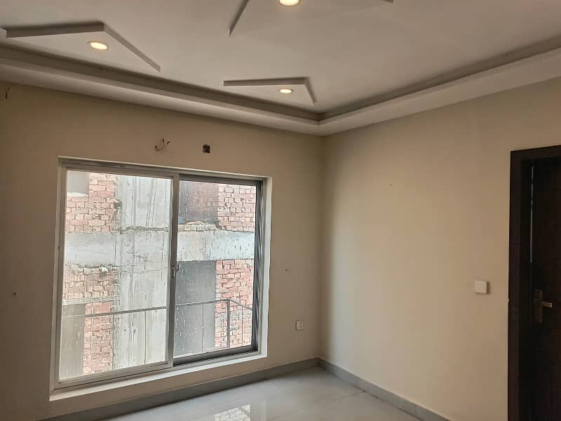 2 BED ROOM APARTMENT FOR RENT IN BAHRIA TOWN LAHORE 8