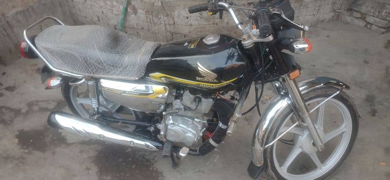 Crown self start 125 cc model 2021 1