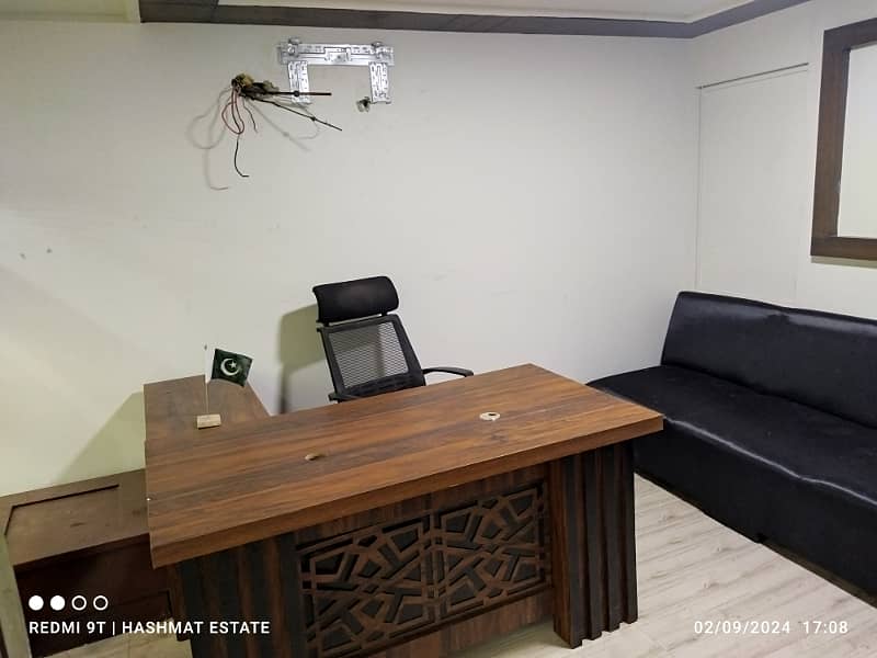 Fully Furnished Office For Rent 13