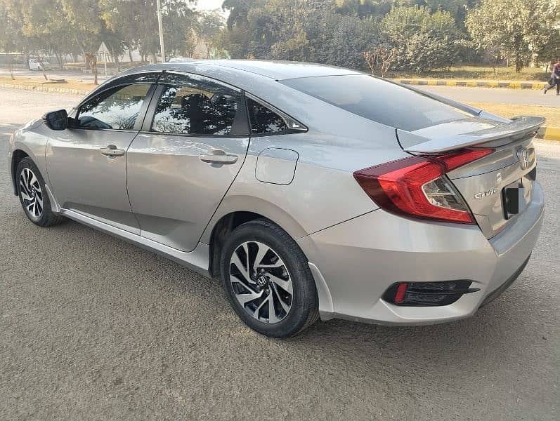 Honda Civic Oriel Prosmatec 2018 3