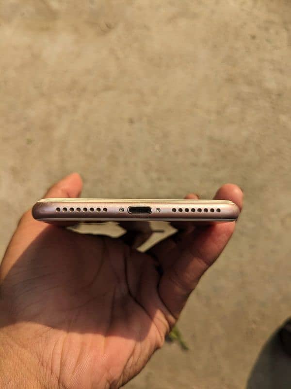 I phone 7plus 128 gb non pta . exchange possible 1