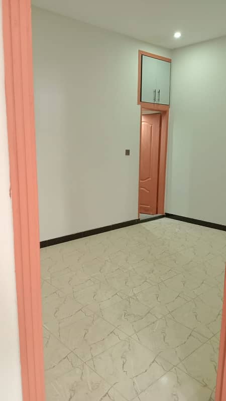 Prime Location 980 Square Feet Flat In Model Colony - Malir Is Available For Sale 11