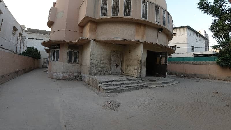 Commercial Space For Rent Location PECHS Block 2 Tariq Road 1