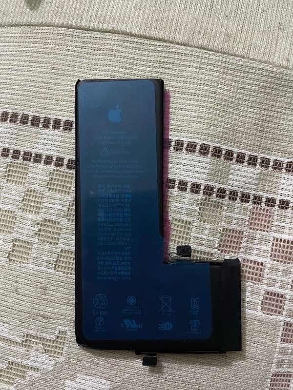 iPhone 11 Pro original Battery 2