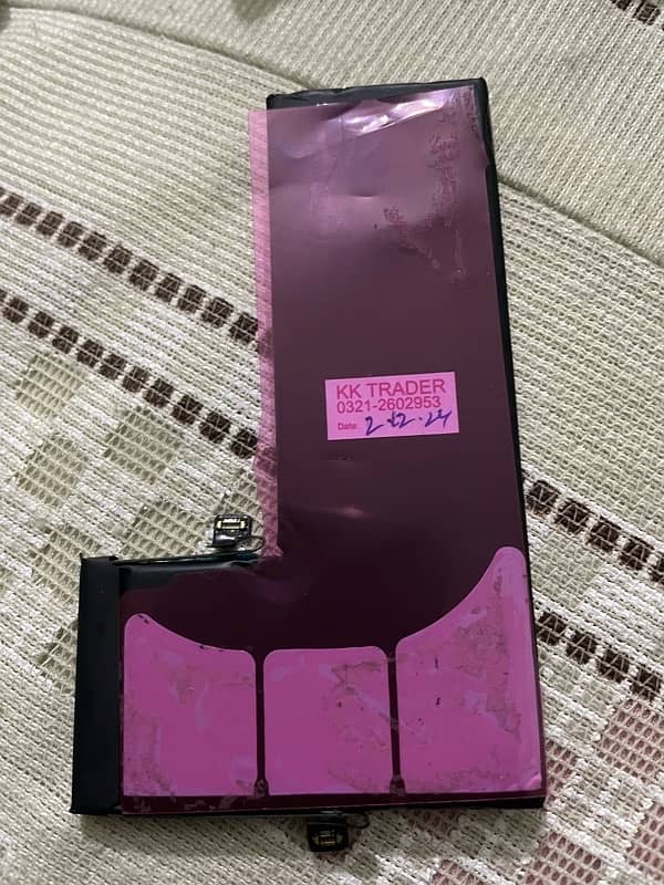 iPhone 11 Pro original Battery 4