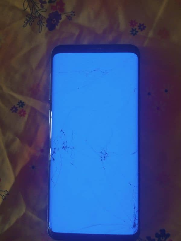 for sale front glass broken 6