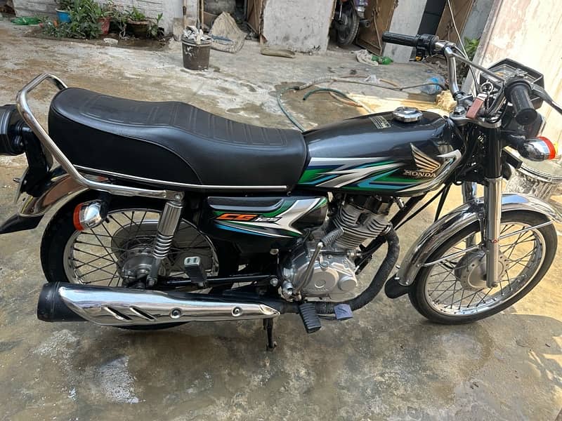 Honda CG 125 Model:2023 2