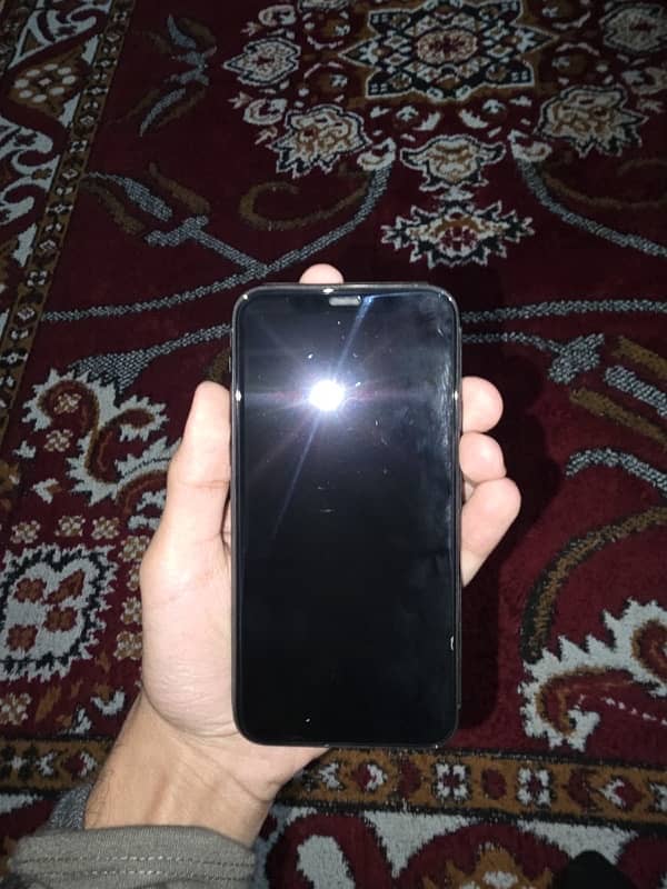 apple iphone 11  pro waterpack 0