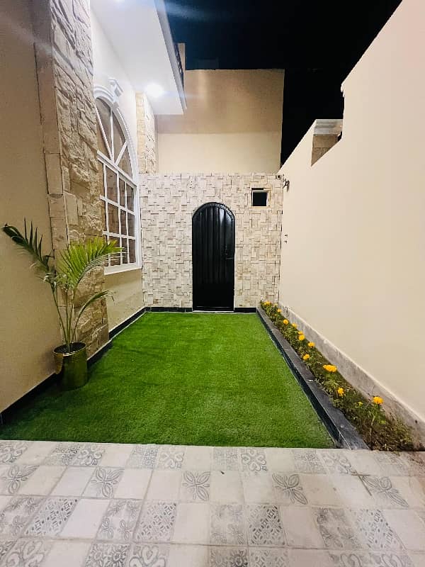 Ideal Prime Location 10 Marla House has landed on market in Sufiyan Garden, Peshawar 3