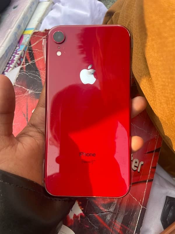 i phone. xr 10/10 condition 7