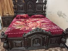 Hawaili style kind size bed with 2 side tables, dressing and showcase