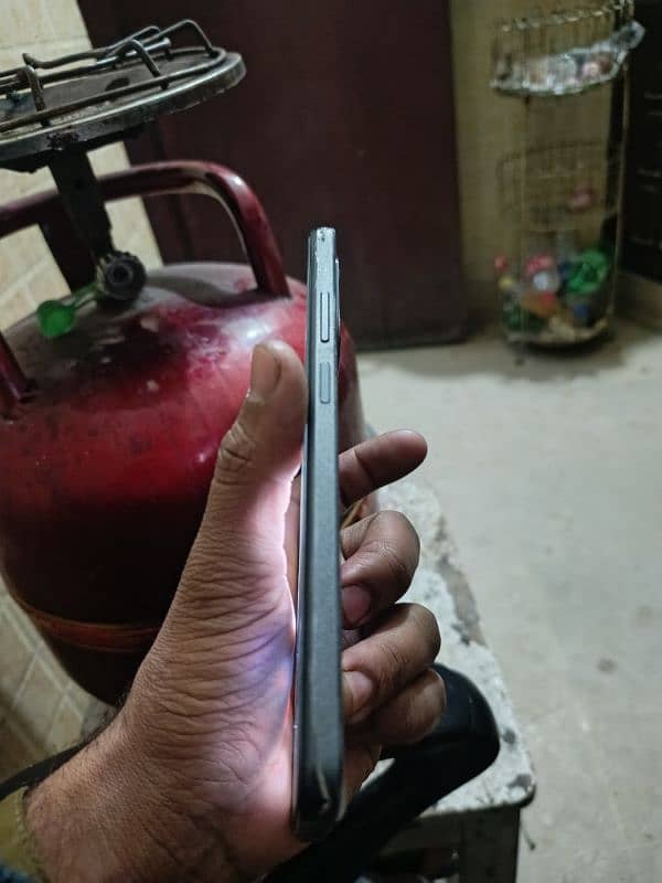 Oppo A3 /6/128 4