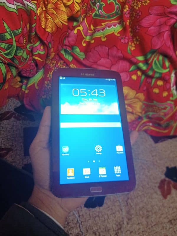 Samsung Galaxy tab smt210 0