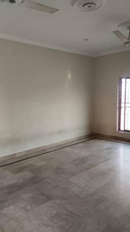 1 kanal full house available for rent in DHA 11 rahbar 1