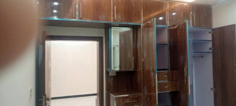 10 Marla upper portion for rent in Valencia Town lahore 5