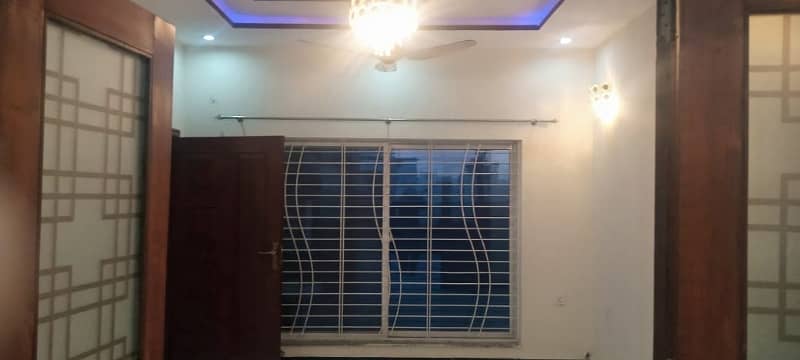 1 kanal upper portion for rent in Valencia Town lahore 1