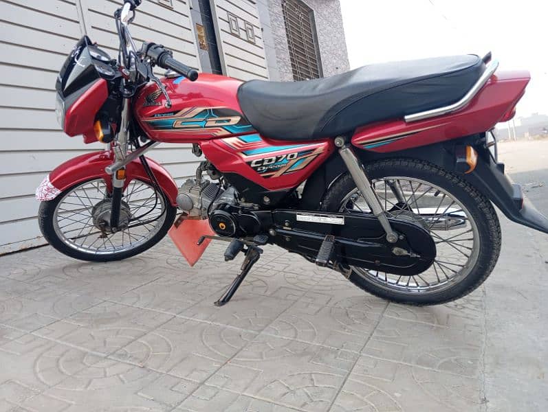 Honda dream 21/22 Lush condition 4