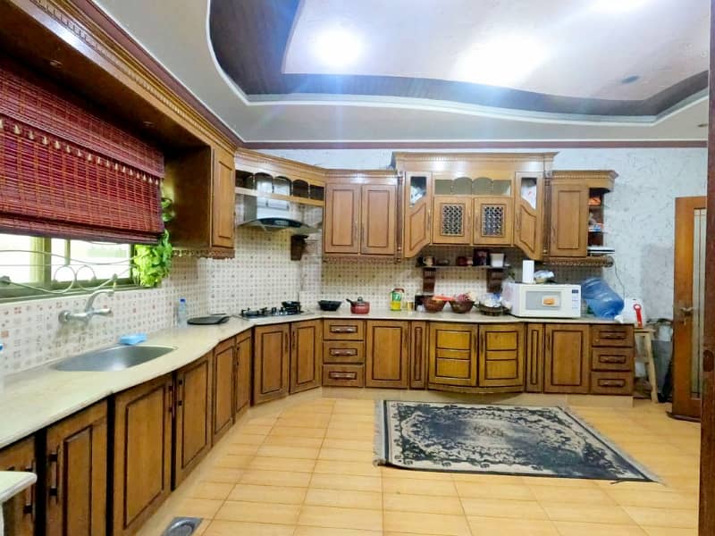 Unoccupied House Of 1 Kanal Is Available For sale In NFC 1 15