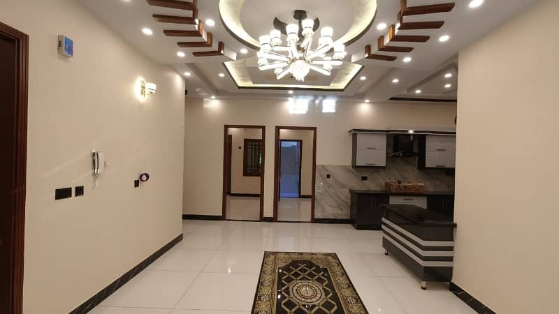 Tripple Storey 240 Square Yards House For sale In Gulshan-e-Iqbal - Block 2 Karachi 15