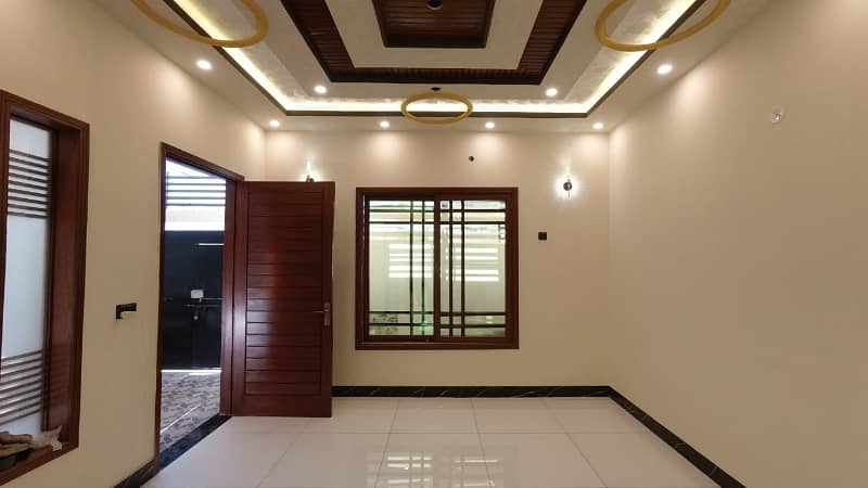 Tripple Storey 240 Square Yards House For sale In Gulshan-e-Iqbal - Block 2 Karachi 16