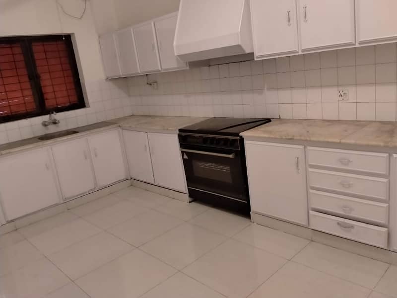 1 Kanal Lower Portion 3 Bed Original Picture For Rent 13