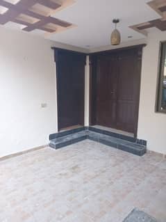 Beautiful 5 Marla full house available for rent on best location of bahria town lahore