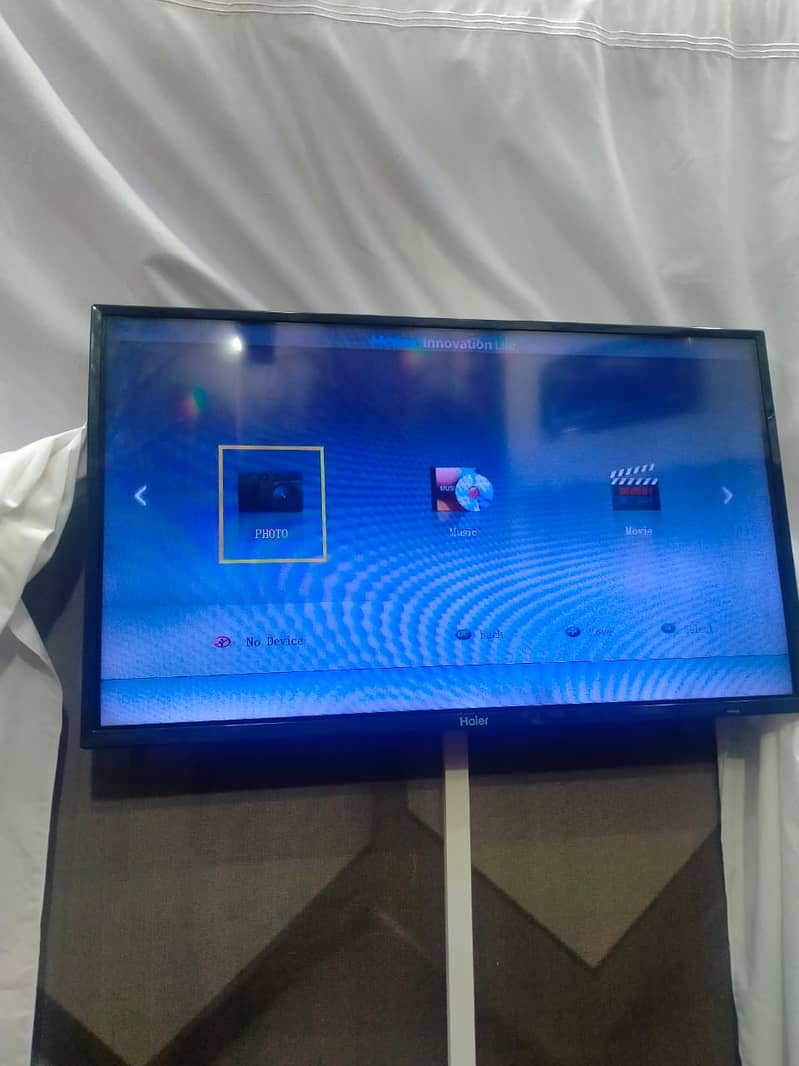 Good condition led tv 2