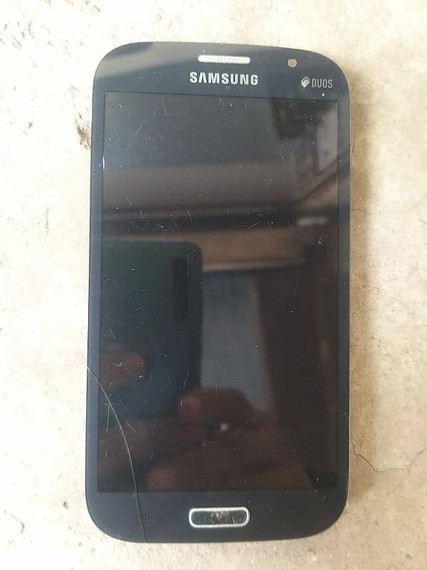 Samsung Glaxy Grand i9082 1