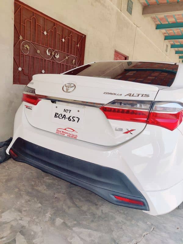 Toyota Corolla Altis 2021 4