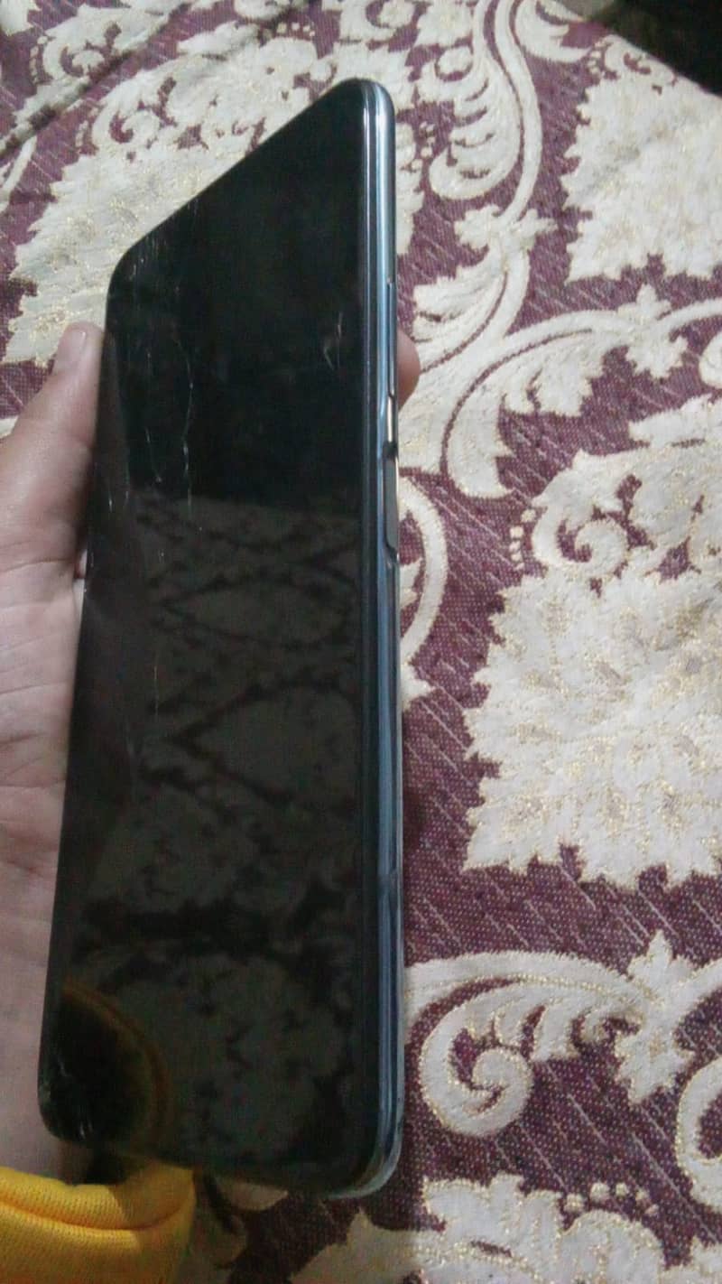 I am selling my phone Infinix Note 7 0