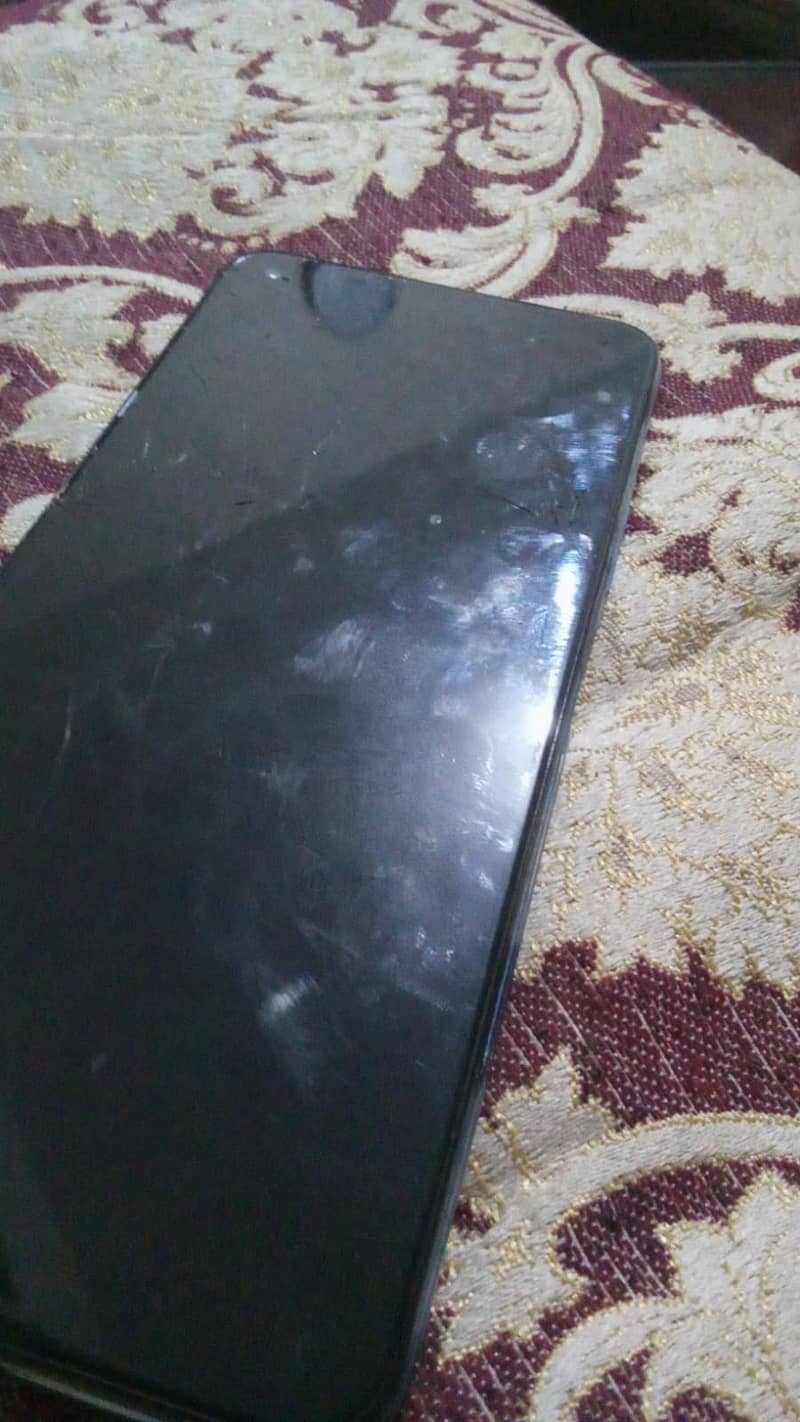 I am selling my phone Infinix Note 7 4