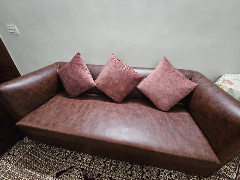 5 seater leather sofa 3