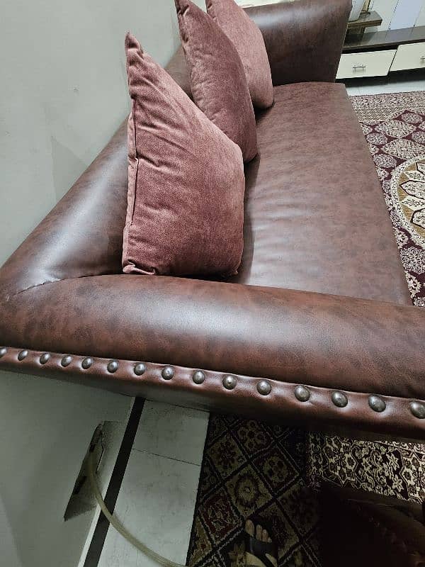 5 seater leather sofa 5