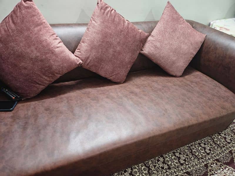 5 seater leather sofa 8