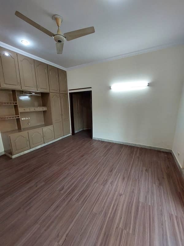 23 Marla  Portion  For Rent In DHA Phase 4 3 Bed, 3 Bathroom 1