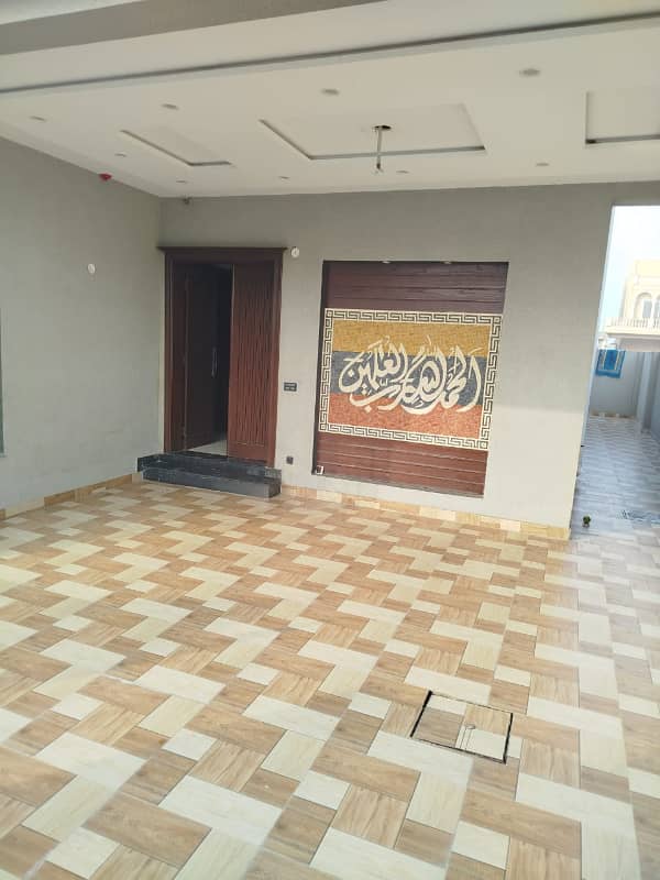 Exquisite 10 Marla Modern House For Sale In DHA Phase 7 0