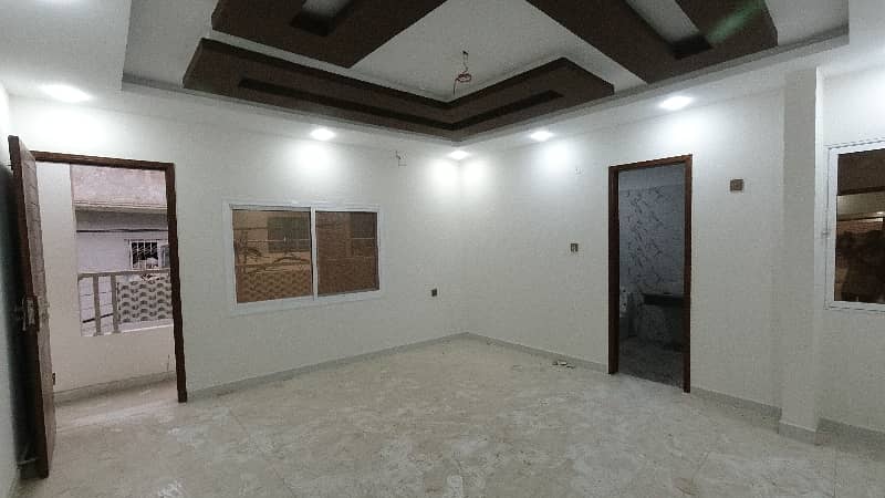 Good Corner 1800 Square Feet Upper Portion For Sale In Gulshan-E-Iqbal - Block 13 4