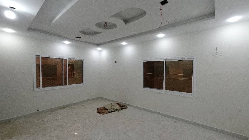 Good Corner 1800 Square Feet Upper Portion For Sale In Gulshan-E-Iqbal - Block 13 14