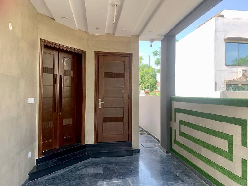 5 MARLA BRAND NEW HOUSE FOR RENT IN DHA RAHBAR PHASE 2 3