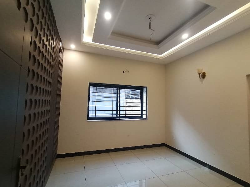 A Spacious Corner 1550 Square Feet House In Al Raheem Gardens Phase 5 18