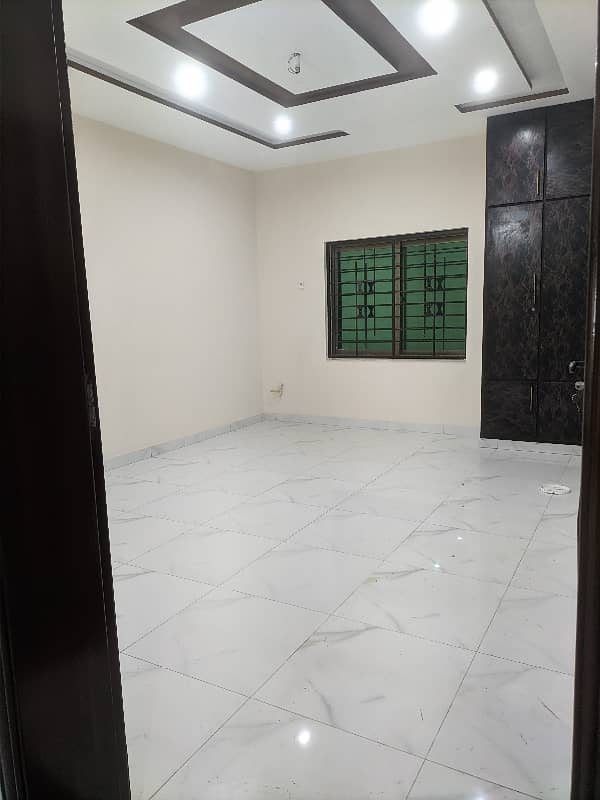 15 Marla used house for sale in model town 13