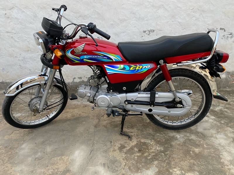 Honda Cd 70 2023/2024 Model 1