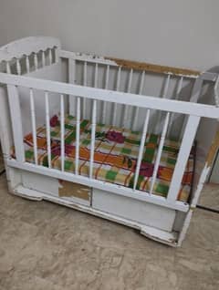 baby cot