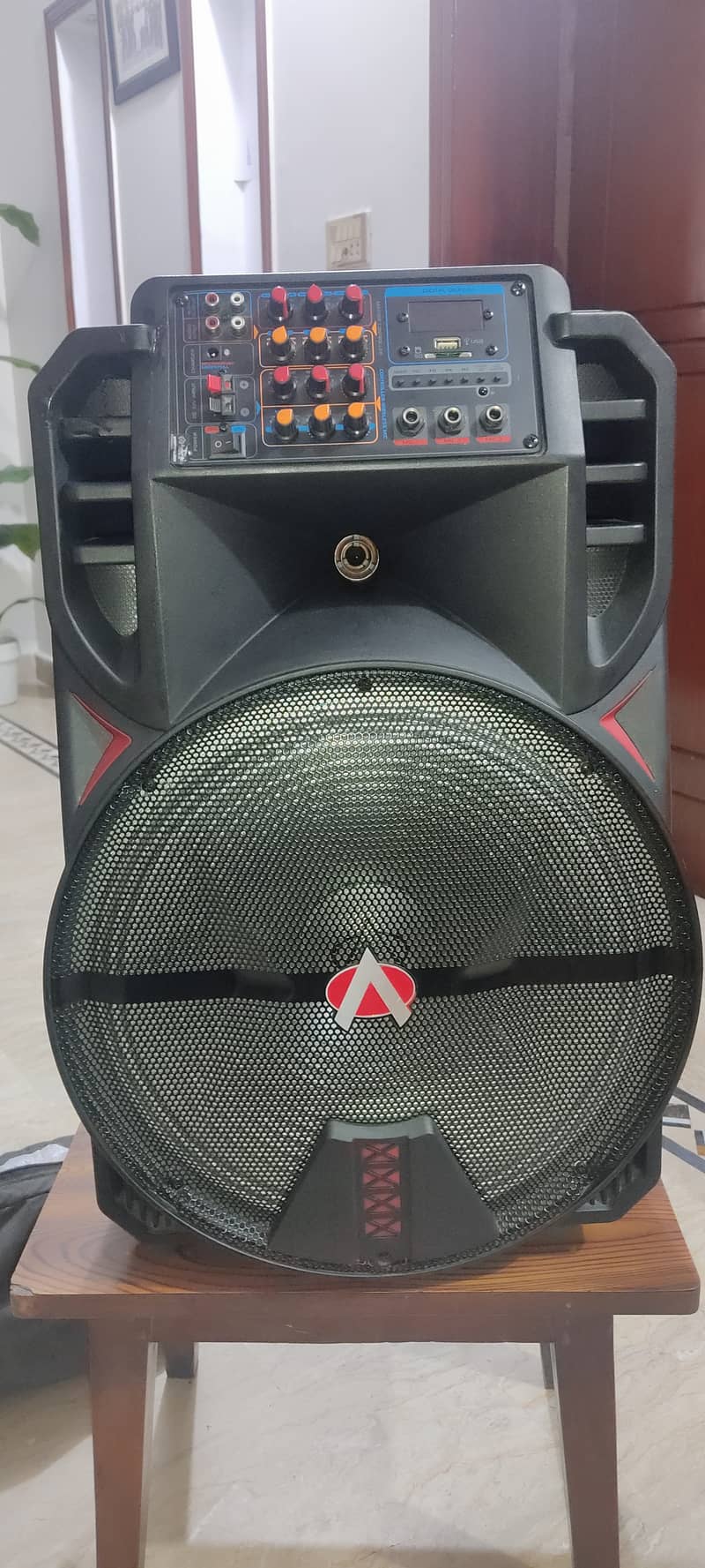 Audionic MH-815 Bluetooth Speaker 1