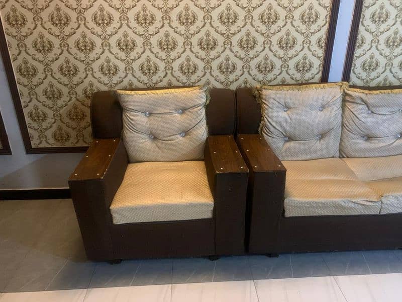 Sofa set 3+2+3 seater used 1