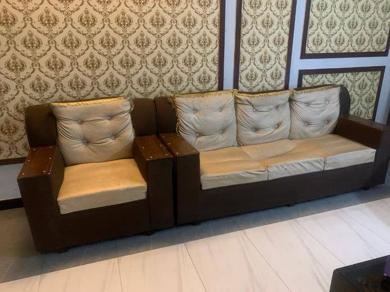 Sofa set 3+2+3 seater used 2